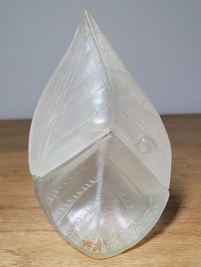 EMPTY Kenzo Parfum D'ete Frosted Leaf Design Womens Perfume Bottle Decor Only
